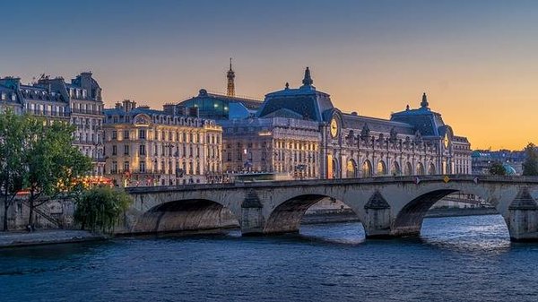 Pourquoi Paris est la ville où le besoin de garde meuble est le plus criant ?