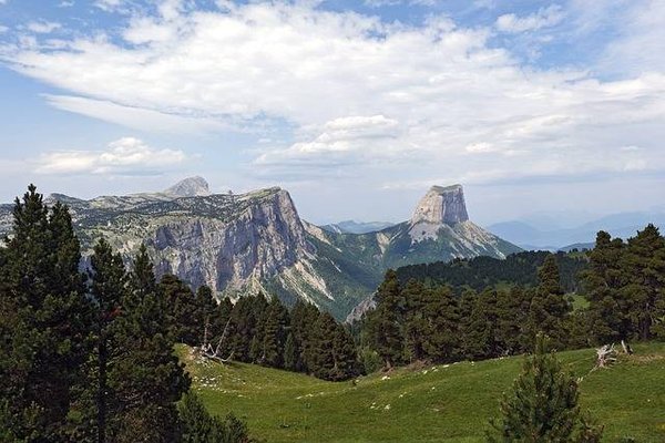 Pourquoi investir dans l'immobilier touristique dans le Grand Massif ?
